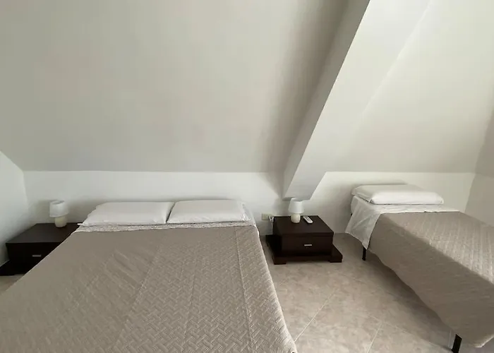 Sibilla Tiburtina House Attico Con Parcheggio * Rome